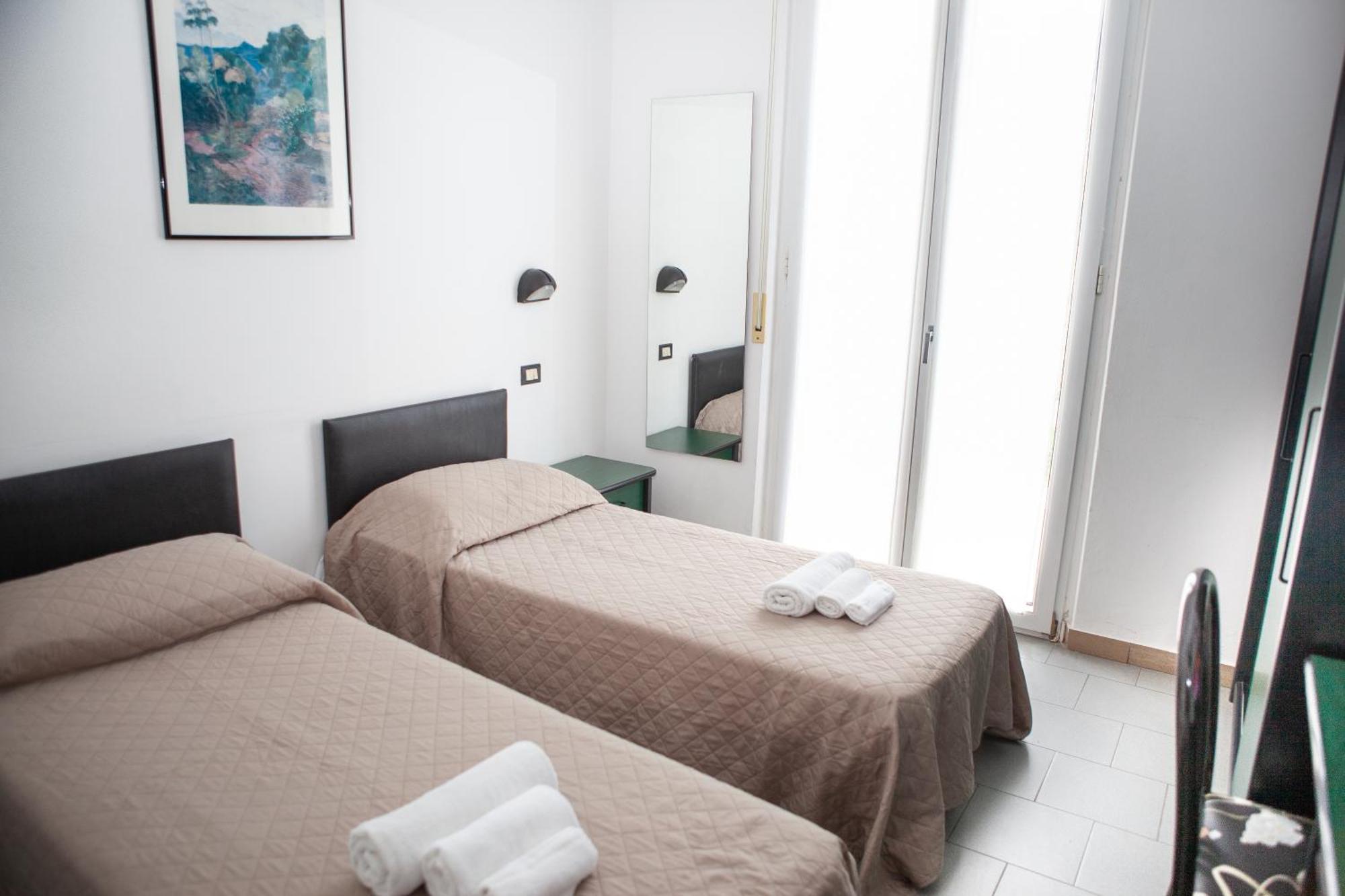 Hotel La Torretta Bramante Rimini Buitenkant foto